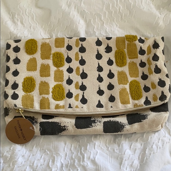 Pouch - Picture 1 of 2